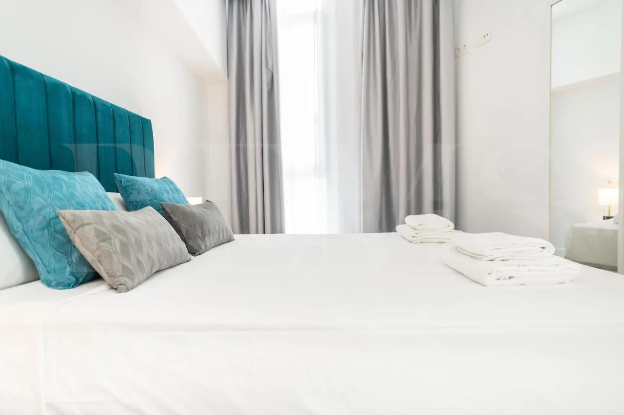 Spacious Duplex With Terrace By Picasso Museum By Rems Malaga Spain