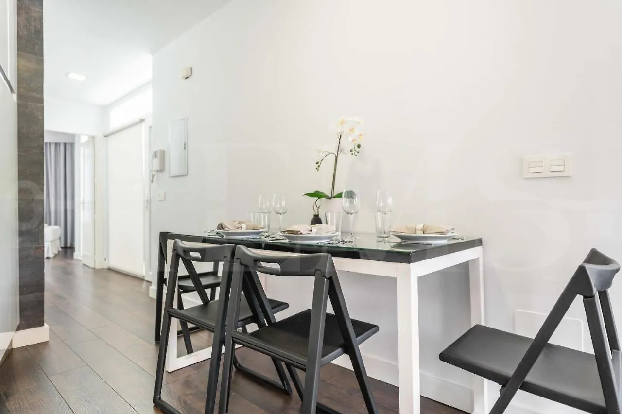 Spacious Duplex With Terrace By Picasso Museum By Rems Malaga Apartment