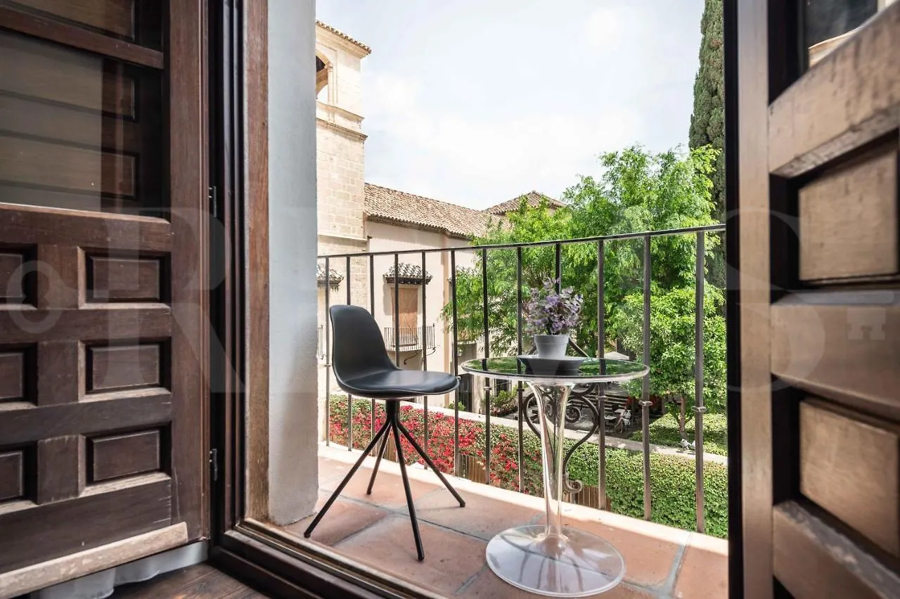 Apartment Spacious Duplex With Terrace By Picasso Museum By Rems Malaga
